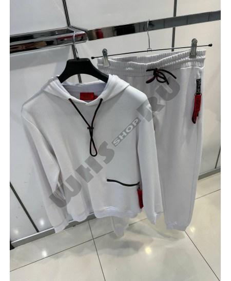 Спортивный мужской костюм HUGO BOSS светлый