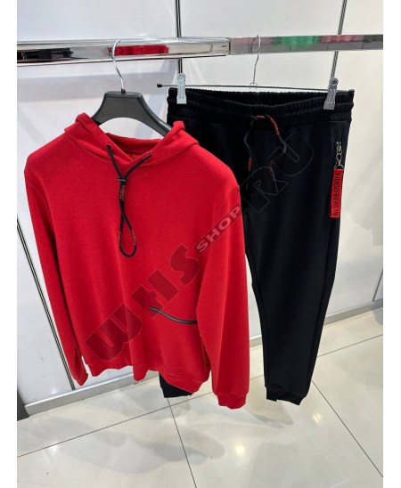 Спортивный мужской костюм HUGO BOSS красный